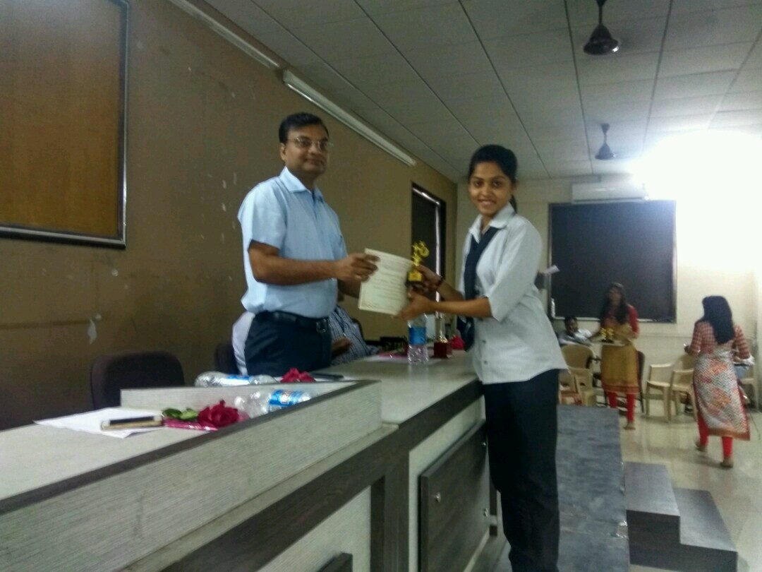 Prize Distribution Ceremony & Farewell Year 2016-17
